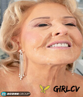 mature beauty desiree eden humps a bbc & receives a sticky facial128520