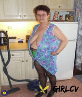 old grandma ingeborg exposes her fat body and sticks a vacuum pipe in her twat112849