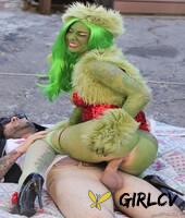 green grinch joanna angel anal rides homeless cock on top in the alleyway117781