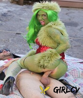 green grinch joanna angel anal rides homeless cock on top in the alleyway117783