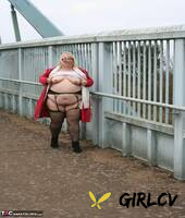 obese british woman lexie cummings exposes herself in public locations