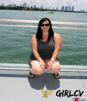 bbw bombshell virgo peridot bends over to show her extralarge booty outdoors 89413469159991