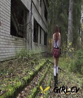 schoolgirl anya takes a pee out back of an abandoned building during the day129420