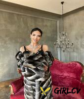 onlyfans babe anastasia vi strips her fur coat poses in her sexy lingerie 66165228159558