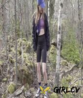white girl nastya takes a badly needed pee while hiking in the woods212848