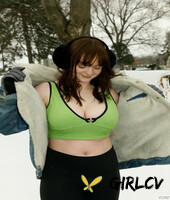 amateur babe daisy wensday displays her amazing juggs and big ass in the snow171356