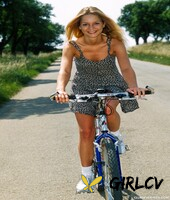 teen zuzana g gets off her bike strips and plays with her pussy in public207859