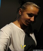 chubby blonde babe krystal unveils her huge breasts and shaved vagina196393