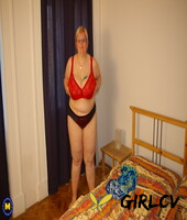mature bbw in glasses wiske squeezes her big juggs and toys her juicy cunt166096