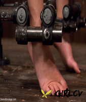 cute american jessie cox gets bound to a metal construction and toyed111246