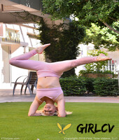 breathtaking ballerina nikki shows how flexible she is before rubbing her muff138335