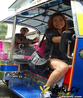 asian cute babe noy takes a ride with a stranger on his mini taxi115068