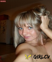 crazy amateur girl bella films herself while stripping & teasing with her tits107730