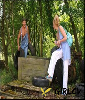 czech hottie niky sweet gives a footjob to a stranger she met in the woods135089