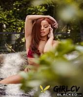 tiny american teen vanna bardot gets her beaver penetrated by a black sausage110486