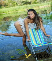 amateur hottie kenya displays her hot clit and her sexy feet by the river187532