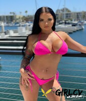 curvaceous stunner payton preslee flaunting her huge melons in a pink bikini194378