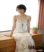 japanese girl spreads her bush while completely naked before dressing237729